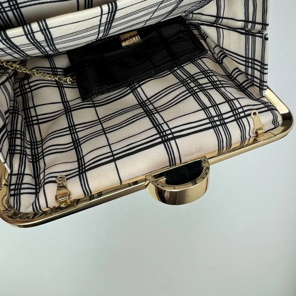 ISTI clutch bag